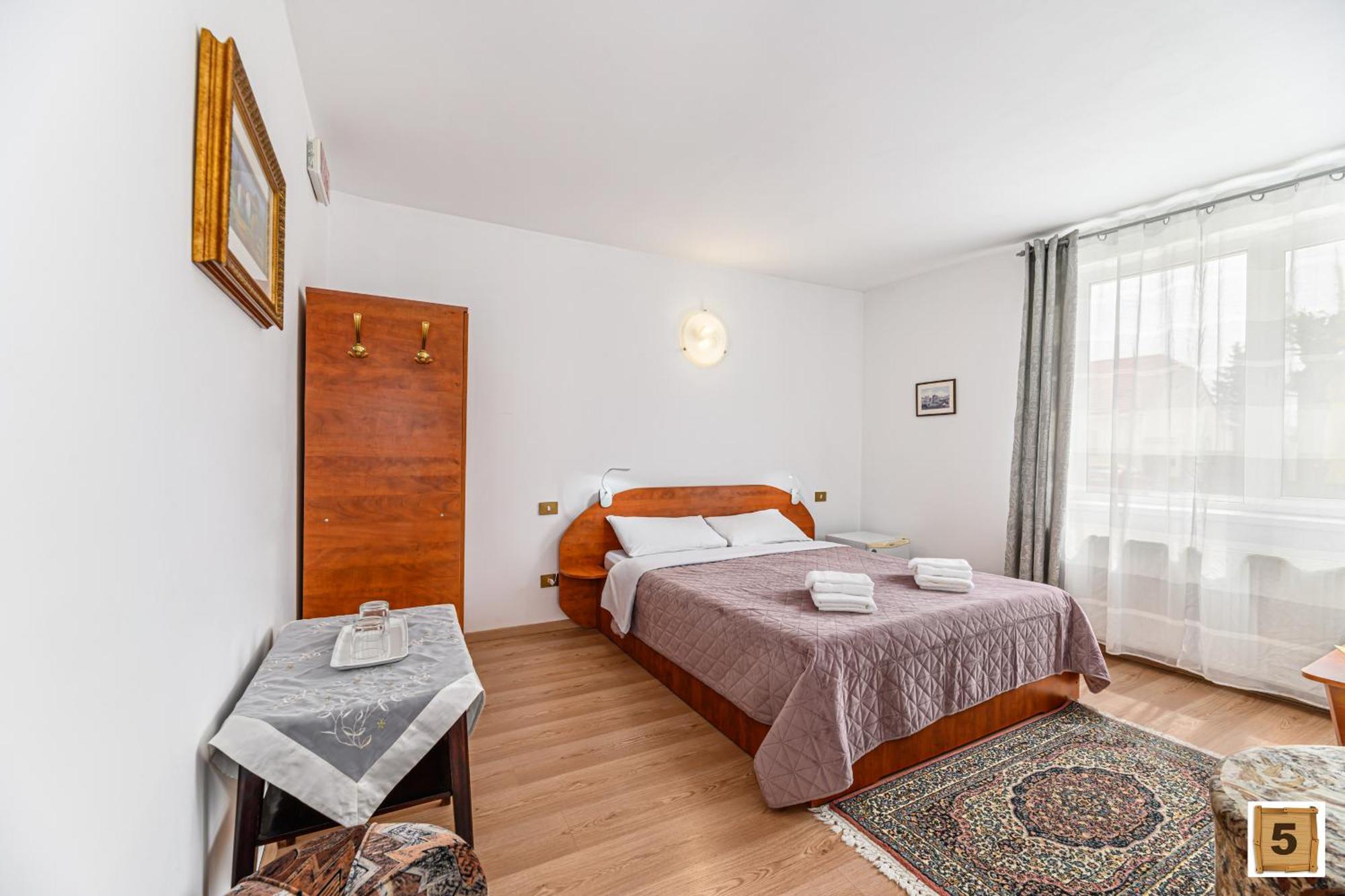 Pensiunea Roma Antica Harman Экстерьер фото
